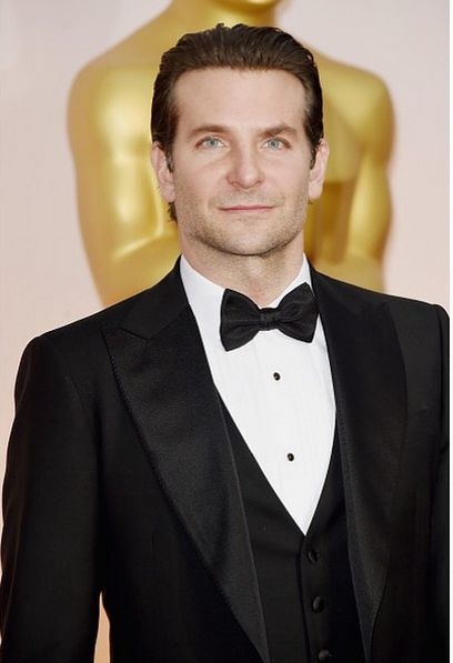 Bradley Cooper mit Wachsgesicht