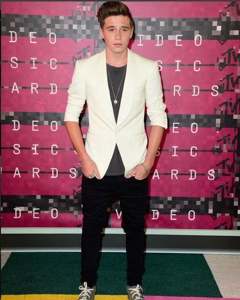 Coole Socke Brooklyn Beckham bei den VMAs 2015