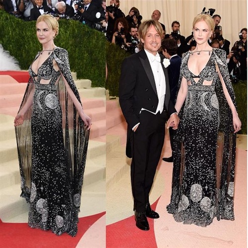 Nicole Kidman in Alexander McQueen