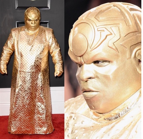 Cee Lo Green ganz in Gold.