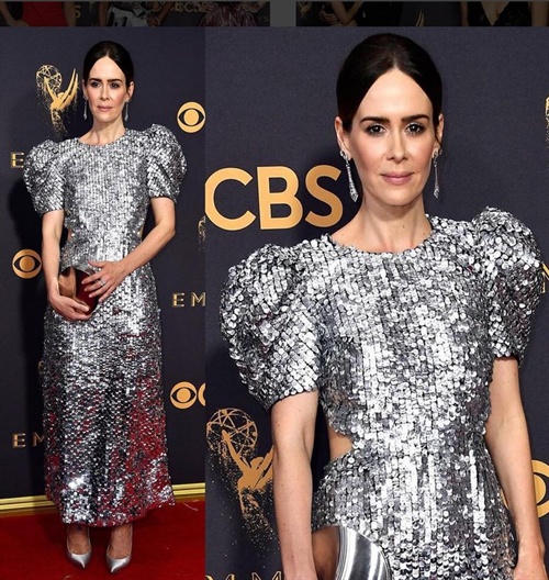 Sarah Paulson in Carolina Herrera