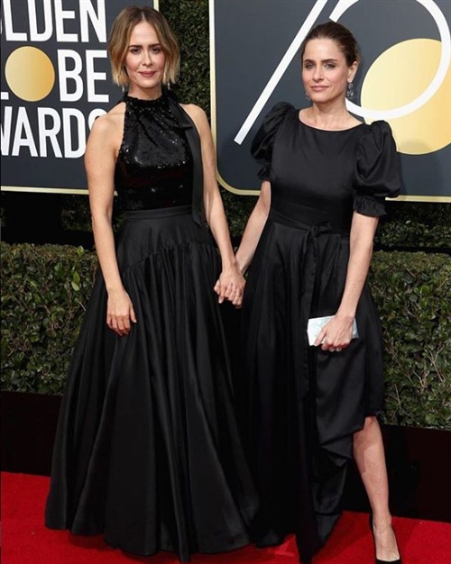 Sarah Paulson in Calvin Klein and Amanda Peet