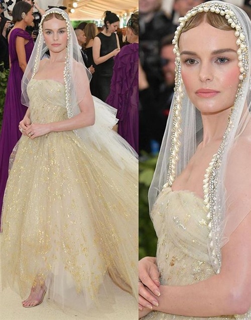 Kate Bosworth in Oscar De La Renta