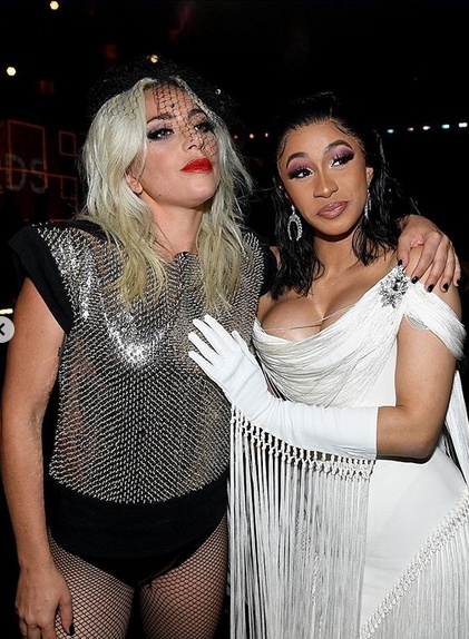 Lady Gaga in Celine mit Cardi B