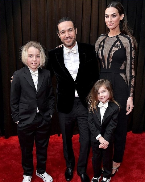 Pete Wentz mit Meagan Camper und Saint und Bronx