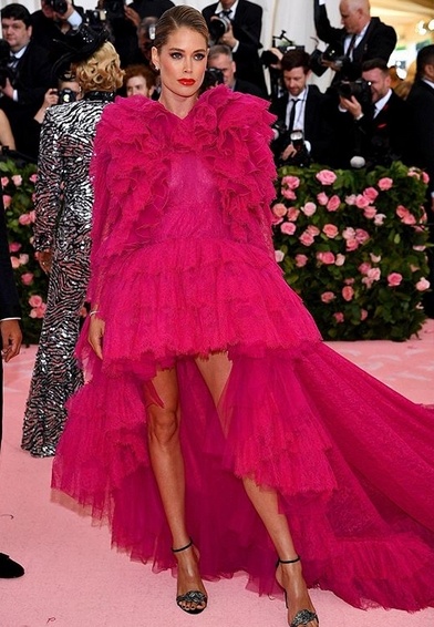 Doutzen Kroes in Giambattista Valli