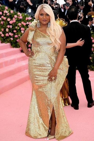 Mindy Kaling in Moschino